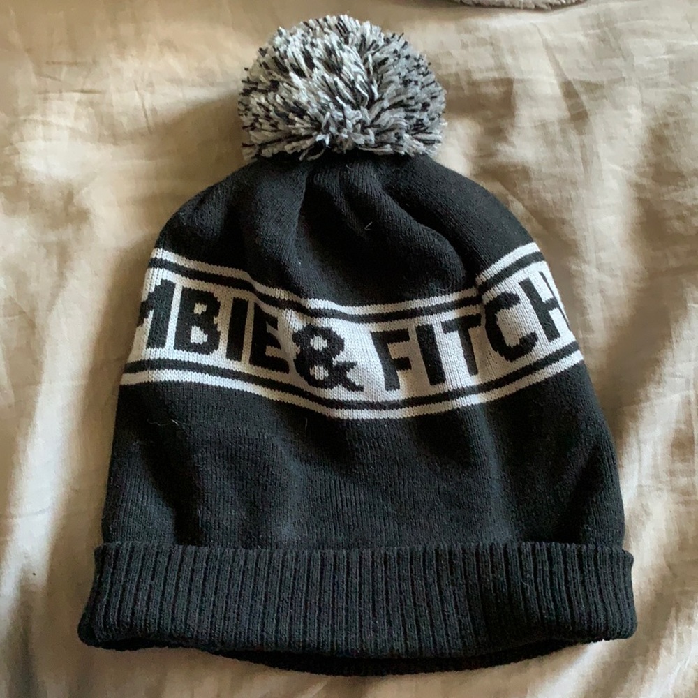 Black beanie